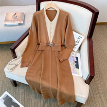 大码假两件拼接针织连衣裙女秋冬胖mm高级感气质收腰显瘦毛衣长裙