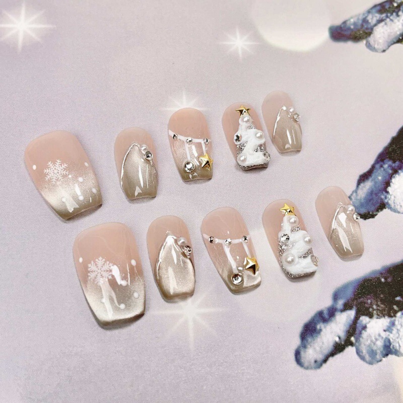 New Winter Wearable Nails, Pure Handmade Phototherapy Manicure Patches, Crystal Cat's Eye Hand-painted Snowflake Christmas Limited Nails