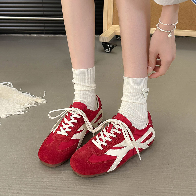 Red Flat-Soled Gat-Style Sneakers for Women, 2026 Spring/Summer, College Style, Soft-Soled, Sports Casual Lace-Up Versatile Sneakers