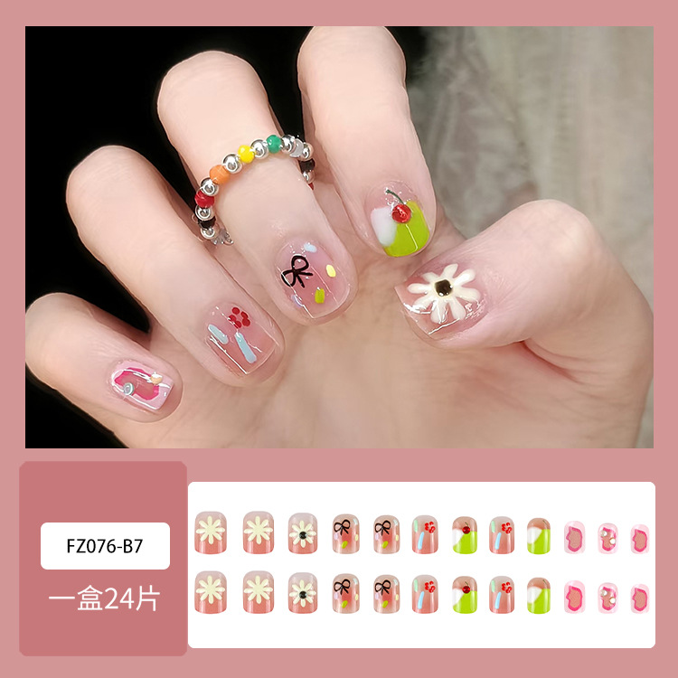 Moda venta caliente con incrustaciones de diamantes, pegamento de gelatina, piezas de uñas para uñas para uñas para estudiantes, piezas cortas al por mayor, piezas de uñas para usar desmontables