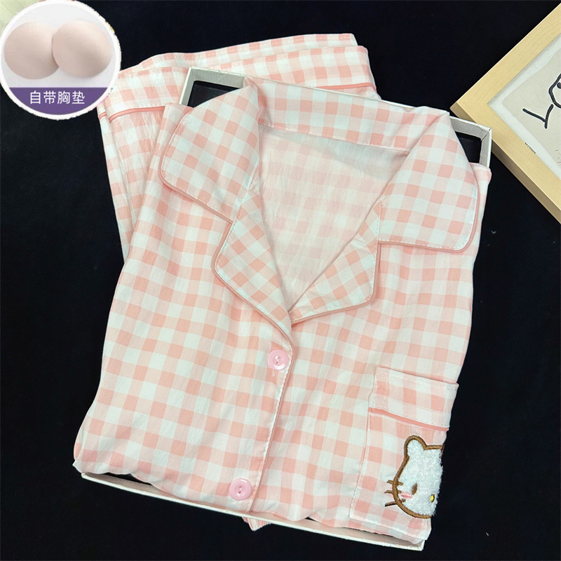 Venta al por mayor transfronteriza con almohadilla para el pecho Nube de algodón nuevo pijama de dibujos animados para mujer lindo pantalones cortos de manga corta rebeca solapa servicio a domicilio