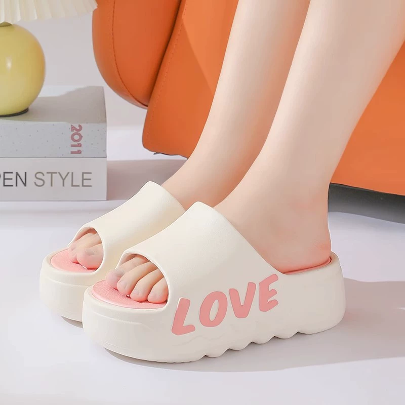 Женские тапочки на толстой подошве для увеличения роста, новинка лета 2025, пляжная обувь, высокие повседневные сандалии