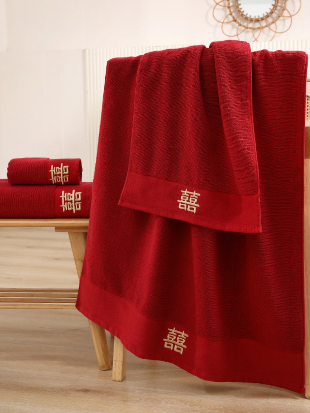 퓨어 코튼 레드 타월 목욕 타월 4 개 세트 선물 가방 웨딩 축하 결혼식 축하 단어 떨어지지 않는 달리기