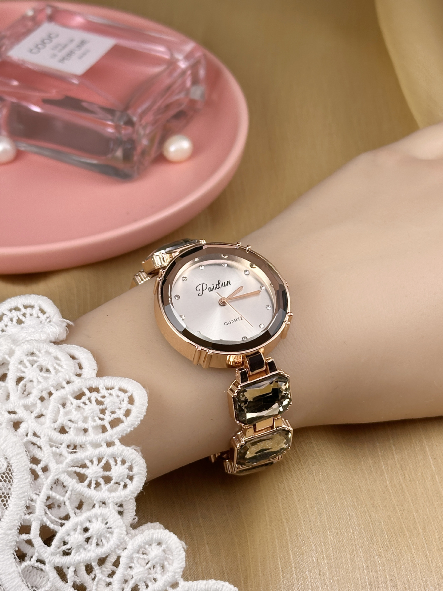 Casual Vocabulary Words/Name Quartz Watch display picture 18