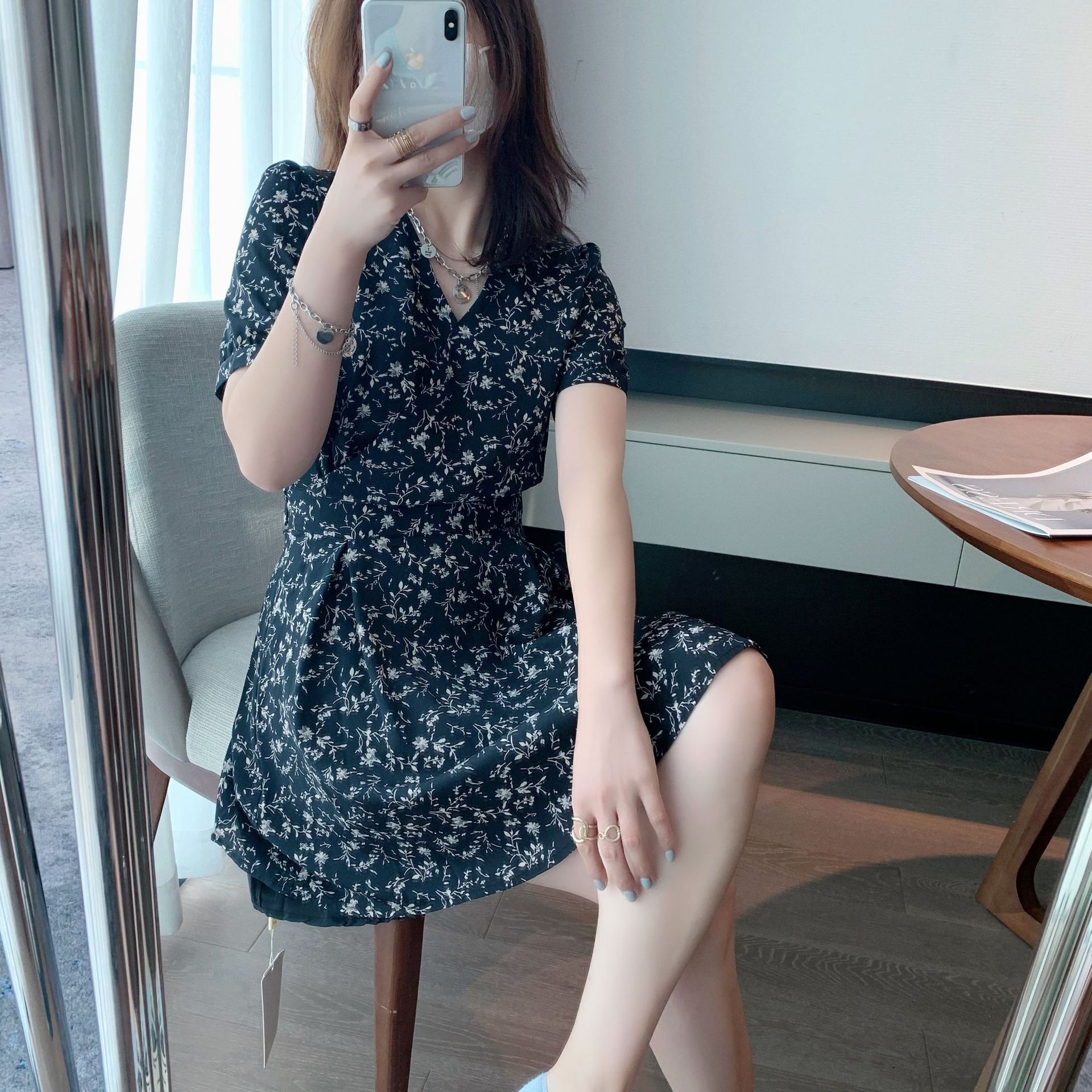 T7802 V领雪纺印花连衣裙|ms