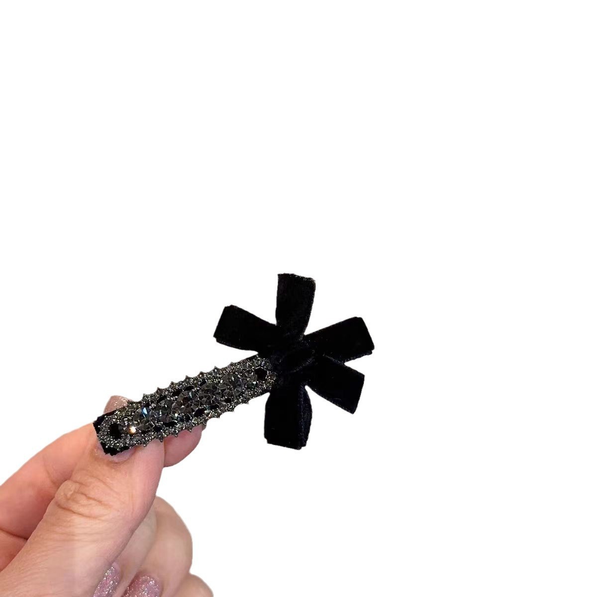 高級感のあるドリルの蝶結びの髪の挟みの側の前髪はカモの口を挟んで一字を挟んで後頭部のクリップの頭飾りのカードを挟みます。