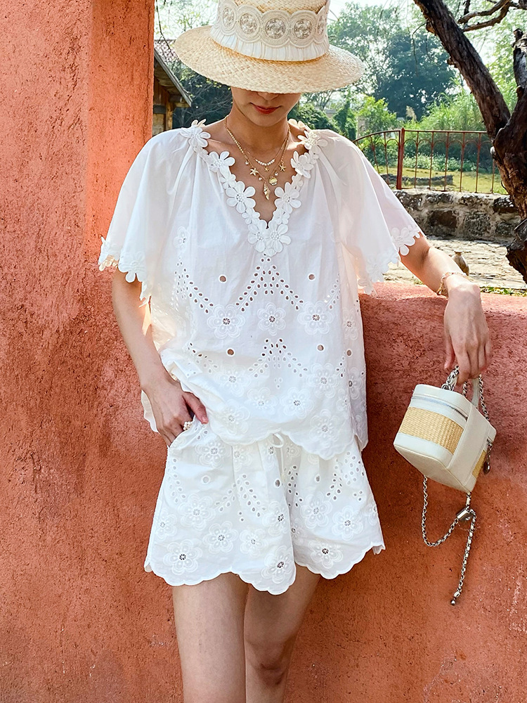 Three-Dimensional Floral Embroidery Hollow-Out Blouse French-Style Top Southern French Vacation Top Women's Short-Sleeve Shenzhen Nanyou Women's Summer Fashion