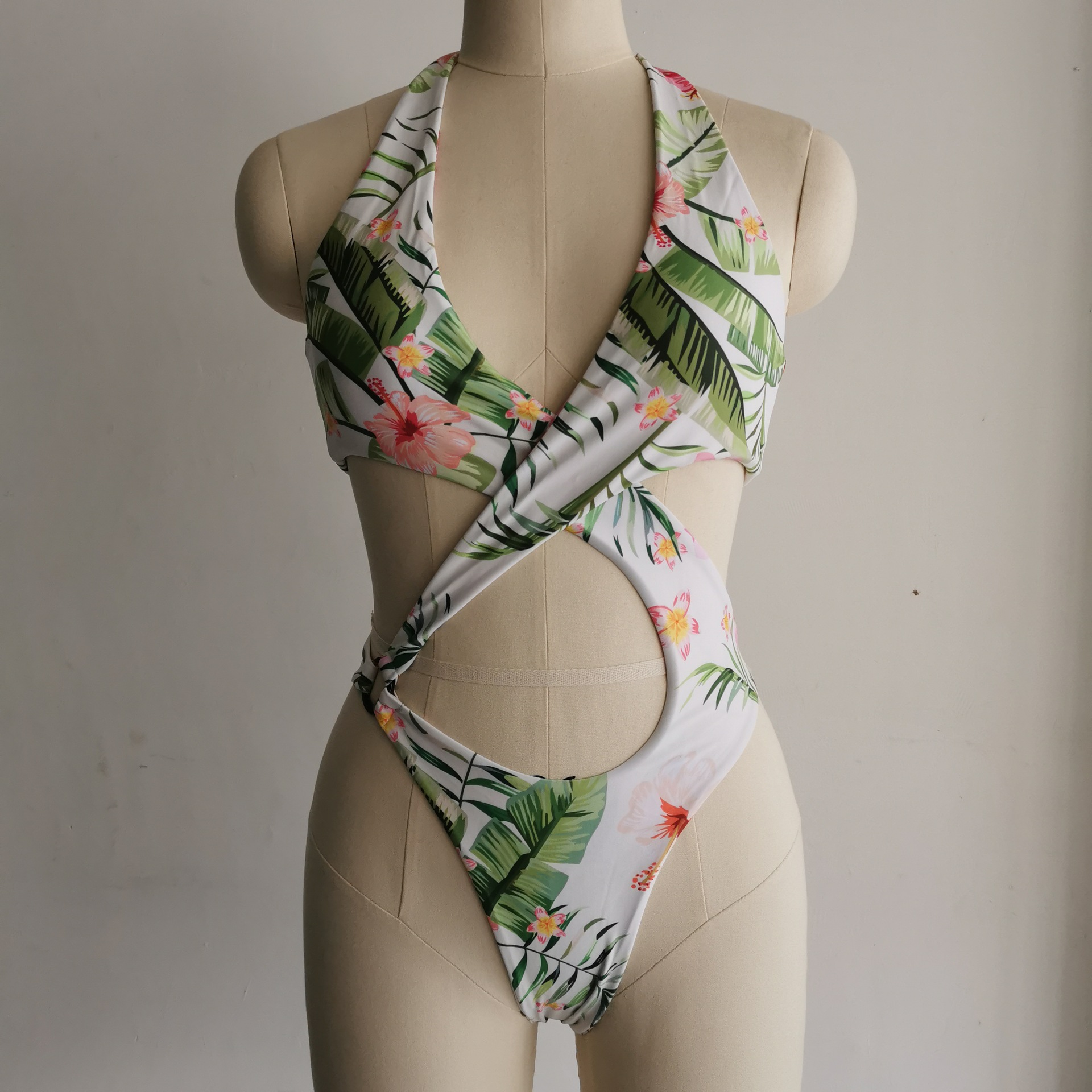 140g Weight Sleeveless Sleeve Length Pullovers Placket Type Nylon, Polyester Fabric Type Regular Top Length Bodysuit Tops Type 1 Piece Quantity Swimming Pool, Swimming Occasion Halter Neck Neckline Breathable Function Skinny Fit Type Solid Color Pattern Women'S Gender Fashion Style Women's Fashion Solid Color 1 Piece One Piece 13