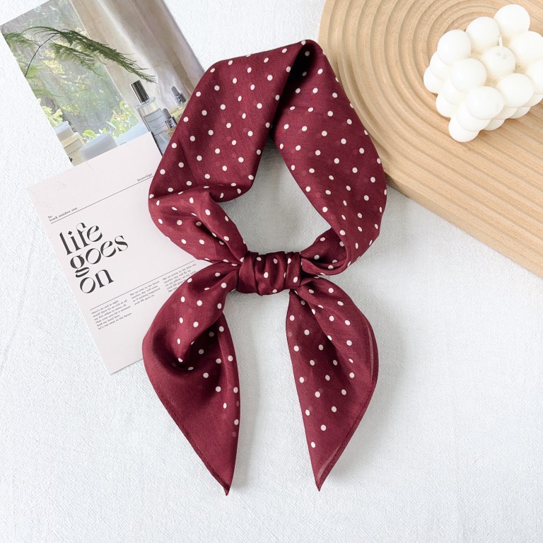 Pañuelo de seda de punto de onda coreano de seda cuello femenino a juego con ropa de mezclilla estilo japonés retro todo fósforo pequeño cuadrado bufanda de estilo literario