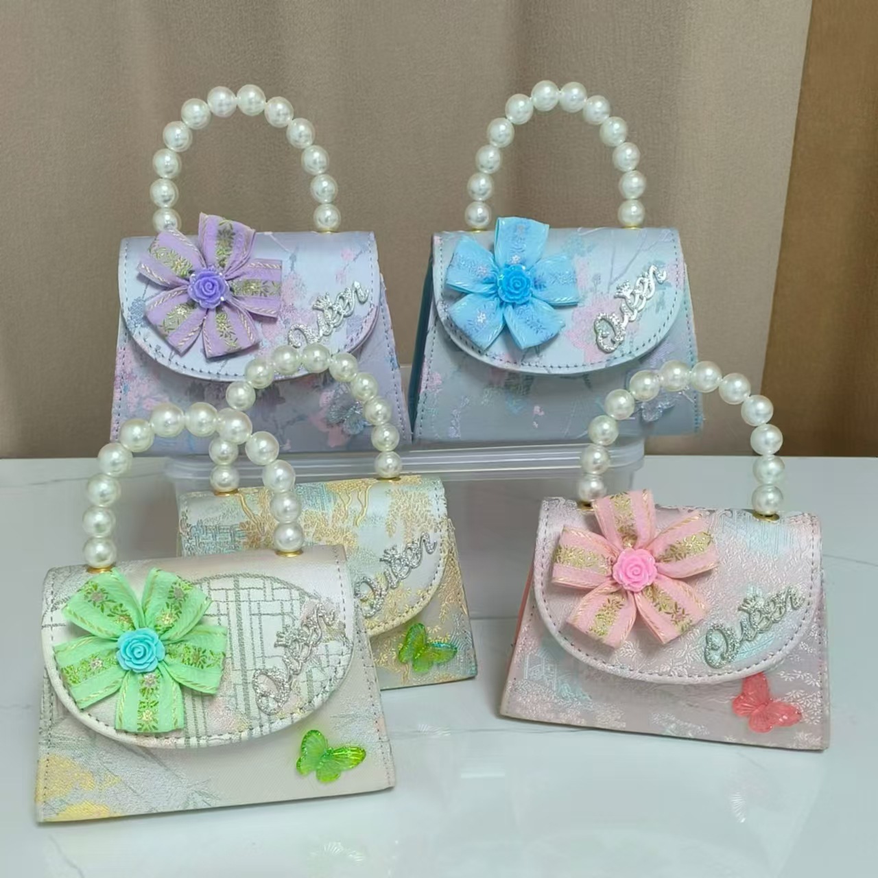 Bolsos infantiles de alto nivel, exquisitos antiguos, bolsos de cambio de niña, bolsos de mano de perlas de princesa, bolsos de almacenamiento