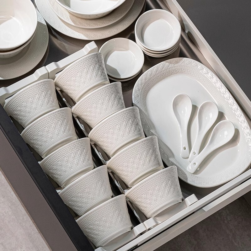 Jingdezhen Bowl and Plate Set for Home Use 2026 New Model High-End Underglaze Color Ceramic Tableware Pure White Bowls, Plates, and Chopsticks for Housewarming