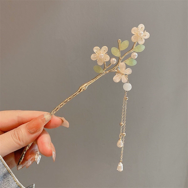 5# Hairpin-Butterfly Flower
