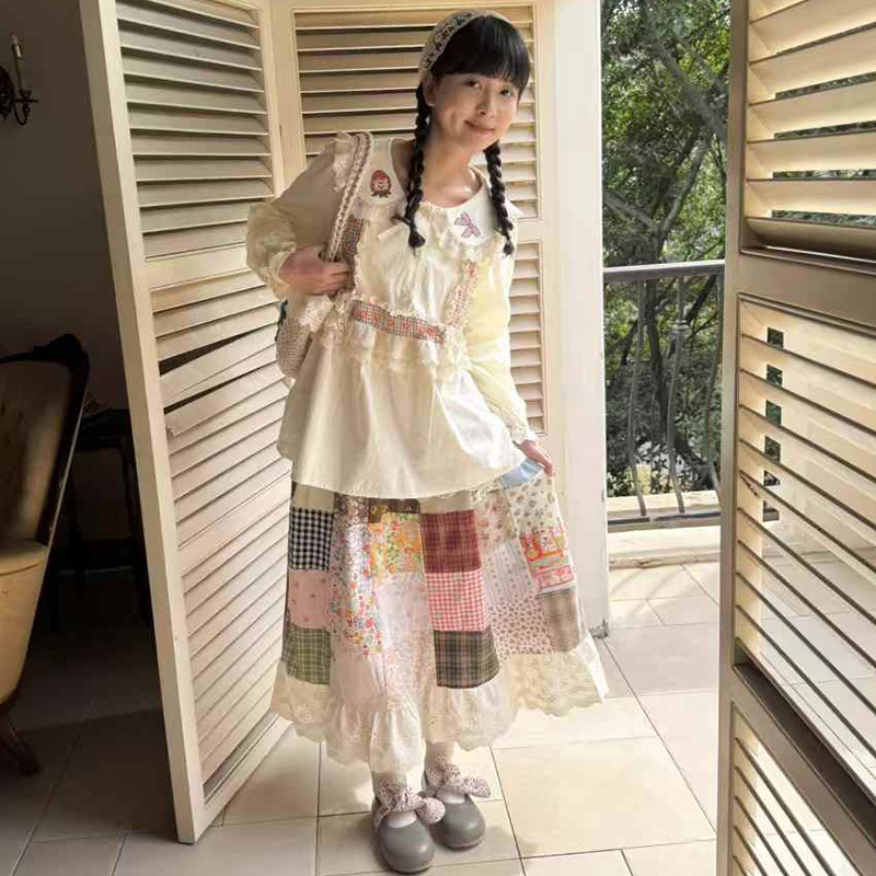 Mori Sweet Girl Strawberry Bow Embroidered Doll Collar Shirt Retro Fake Two-piece Age-reducing Doll Shirt Top