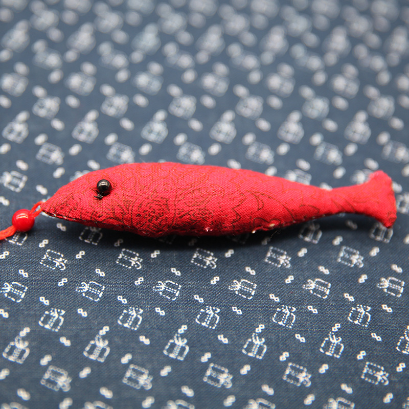 Patchwork estilo antiguo pescado coche colgante bolsa joyería suéter cadena bordado decorativo hecho a mano DIY llavero colgante