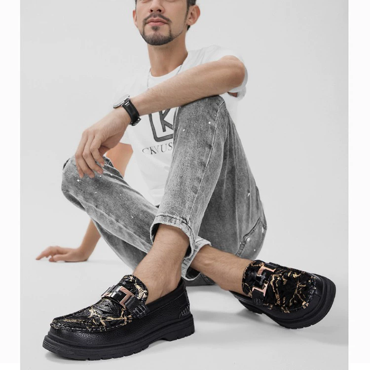 Тяжко отобранные первый слой кожаных бобовых ботинок для мужчин повседневных кожаных ботинок CK