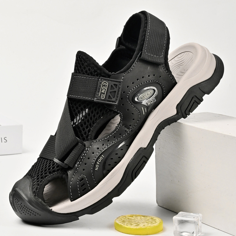 Exported to Europe Beach Shoes Men's Summer New Style Breathable Soft Bottom Baotou Sandals Men's Slip-on Soft Bottom Light Men's Shoes