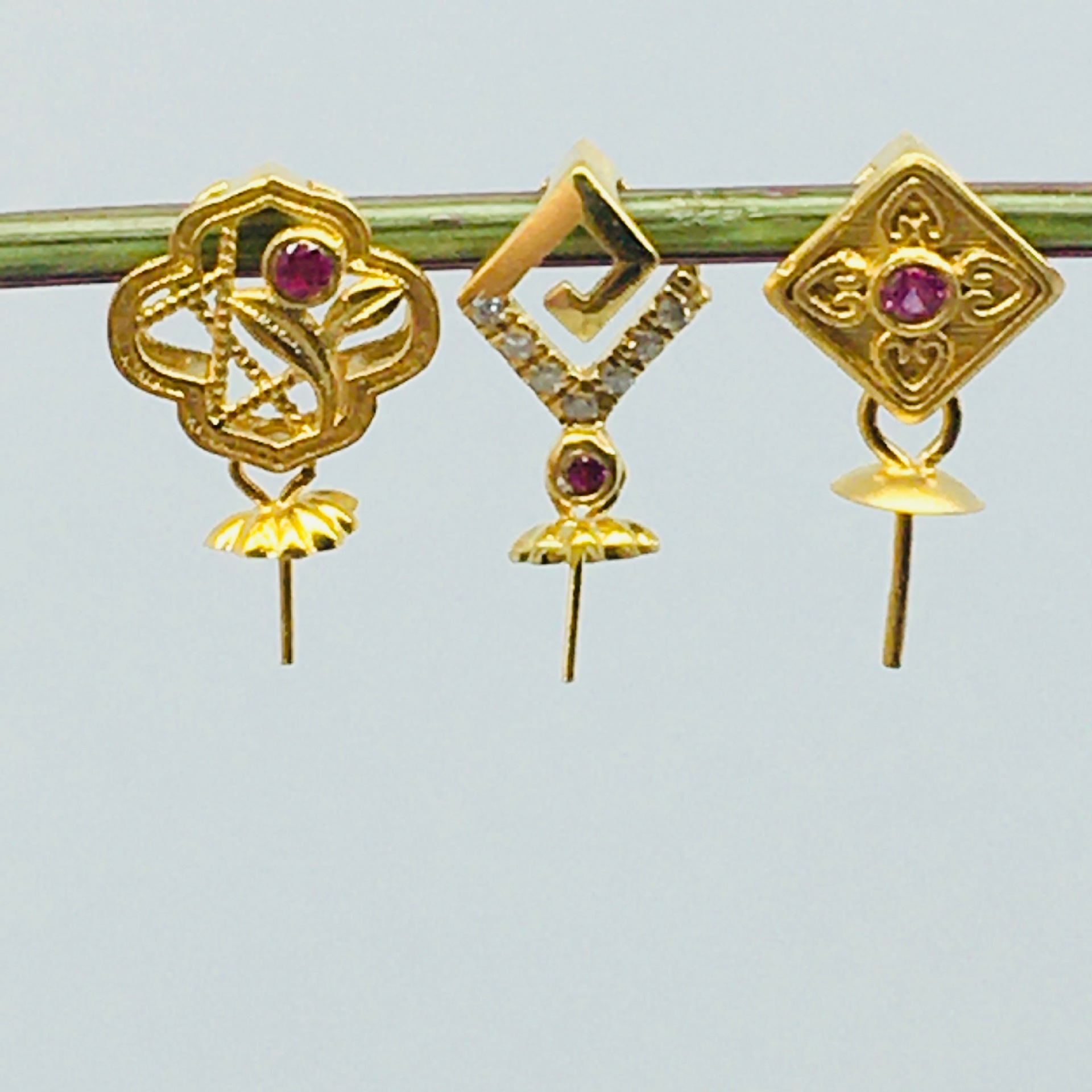 G18K金扣头吊坠瓜子扣黄金扣头AU750项链空托批发