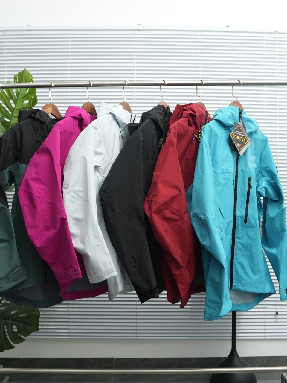 Nuevo tipo de pájaro alfa SV7 al aire libre chaqueta de asalto de cáscara dura a prueba de viento impermeable capuzas para hombres y mujeres