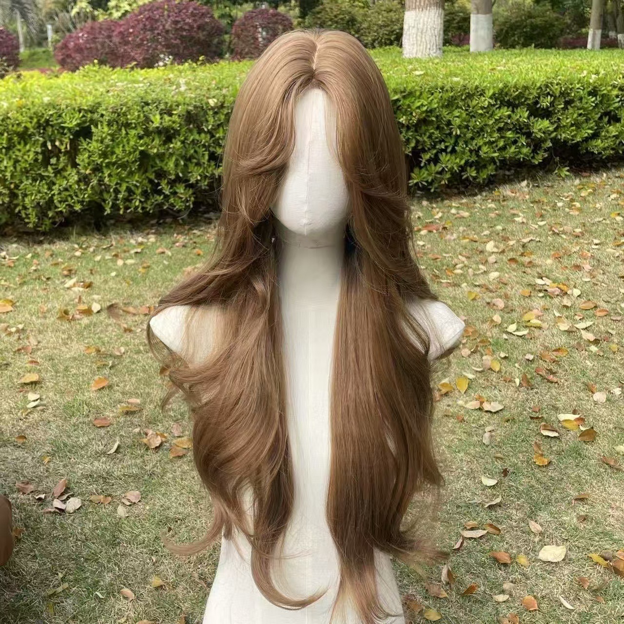 Cabello largo rizado marrón castaño gancho de mano de la frente encaje blanqueador sensación de atmósfera natural peluca A06