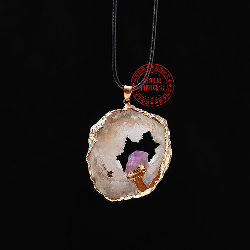 Wholesale agate hole pendant, natural crystal hollow hole slice necklace, inlaid amethyst gold gilt edge pendant