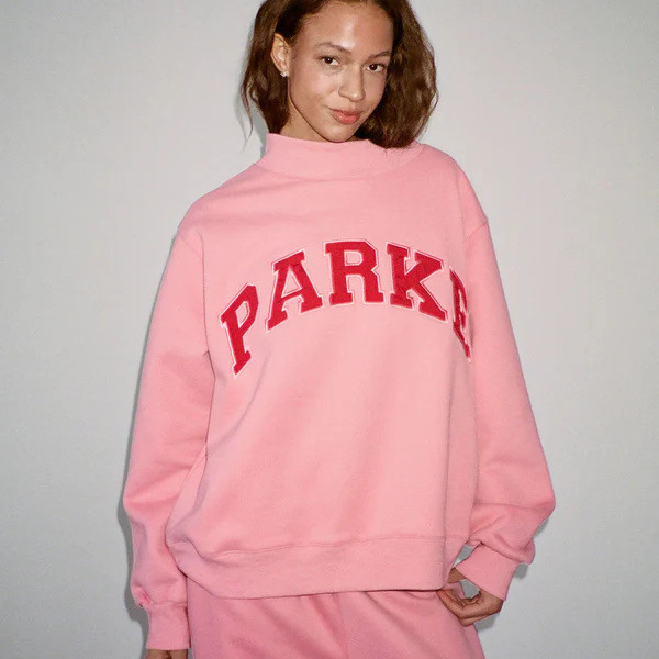 Sweatshirt with letters, Amazon, (Physicals)