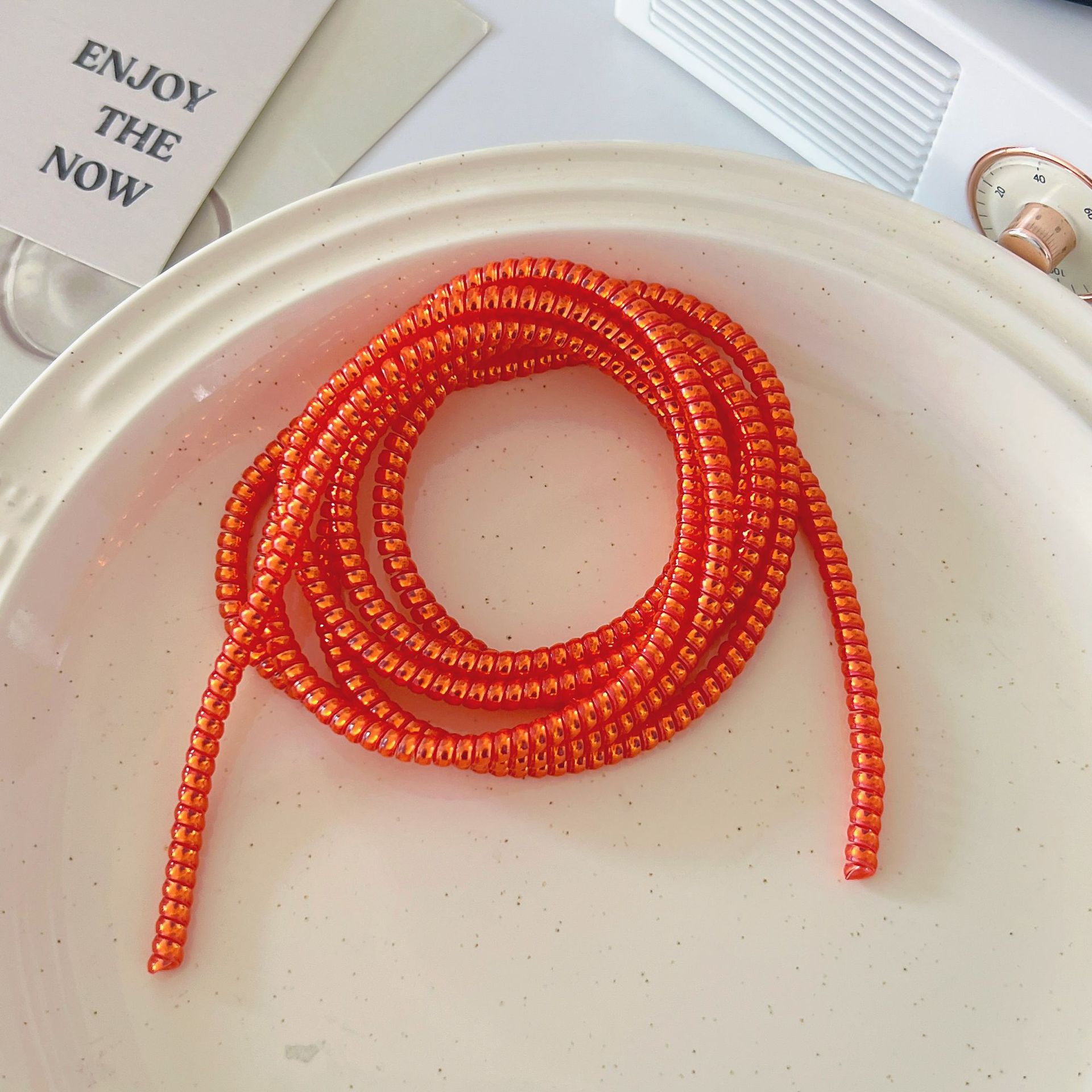 1,4 m 1,6 m cable de datos cuerda de protección anti-suciedad cable de teléfono móvil cuerda de bobinado anti-rotura cargador cubierta de protección de alambre