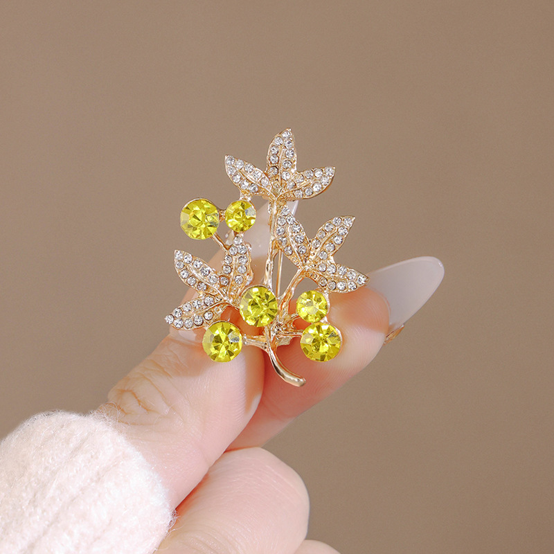 Diamond-Encrusted Money Tree Brooch Wholesale, Light Luxury Fashion High-End Brooch, New Style Yellow Crystal Lucky Tree Versatile Pin