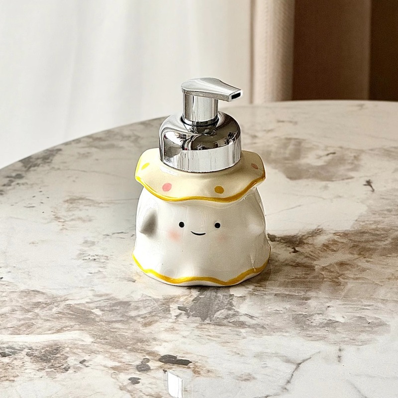 新しいかわいい手指消毒剤泡ボトル浴室のシンククリエイティブプレスボトルシャンプーとシャワー詰め替えボトル|undefined
