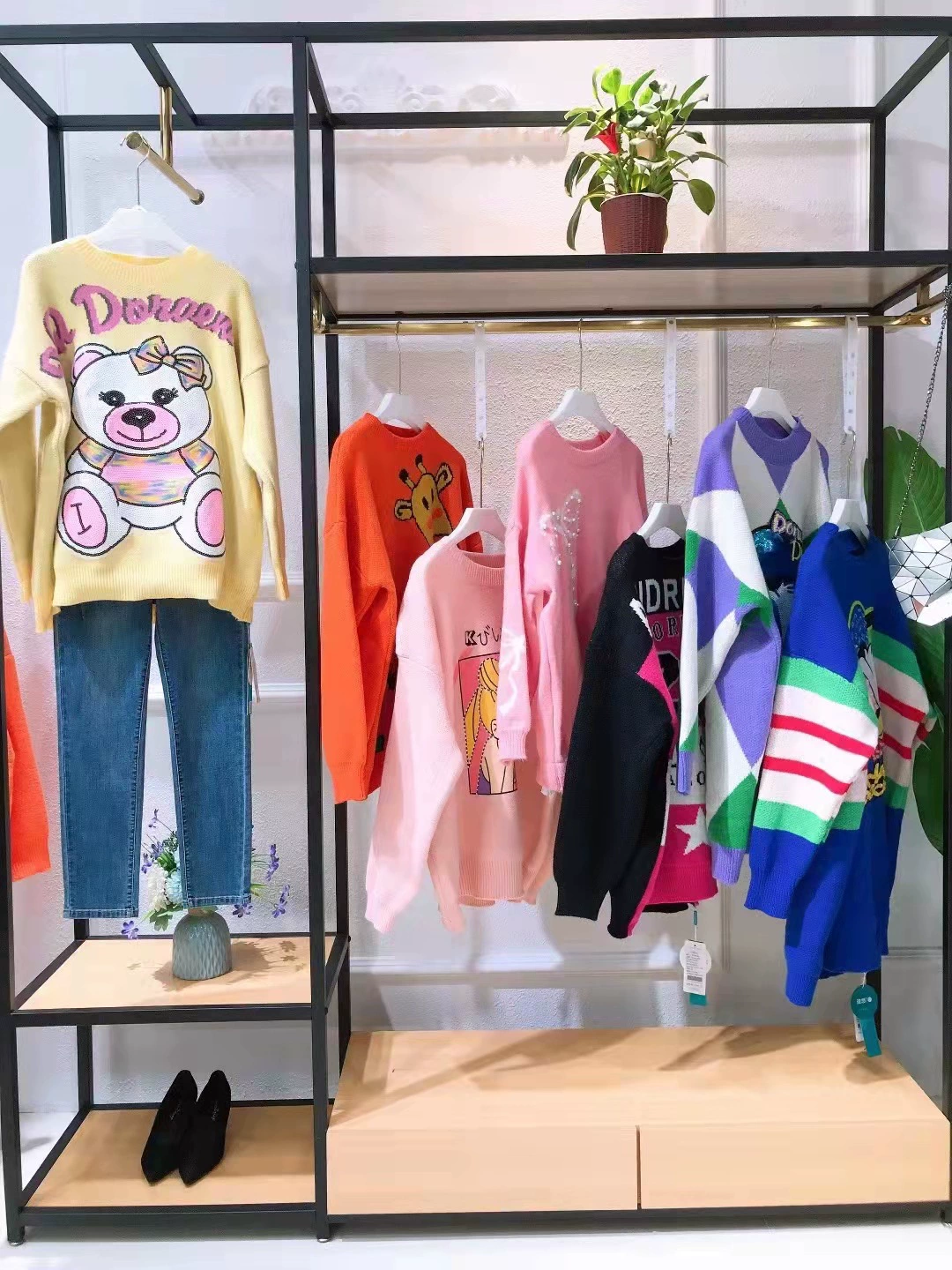 European Station Style 23 Осенне-зимняя одежда Модный бренд Тяжелая индустрия Свитер с бисером и медведем Модный Универсальный Свободный пуловер Топ с длинным рукавом