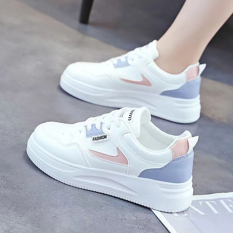 Zapatillas deportivas para mujer, primavera/otoño 2025, estilo coreano versátil, con suela gruesa, antideslizantes, para estudiantes, color blanco.