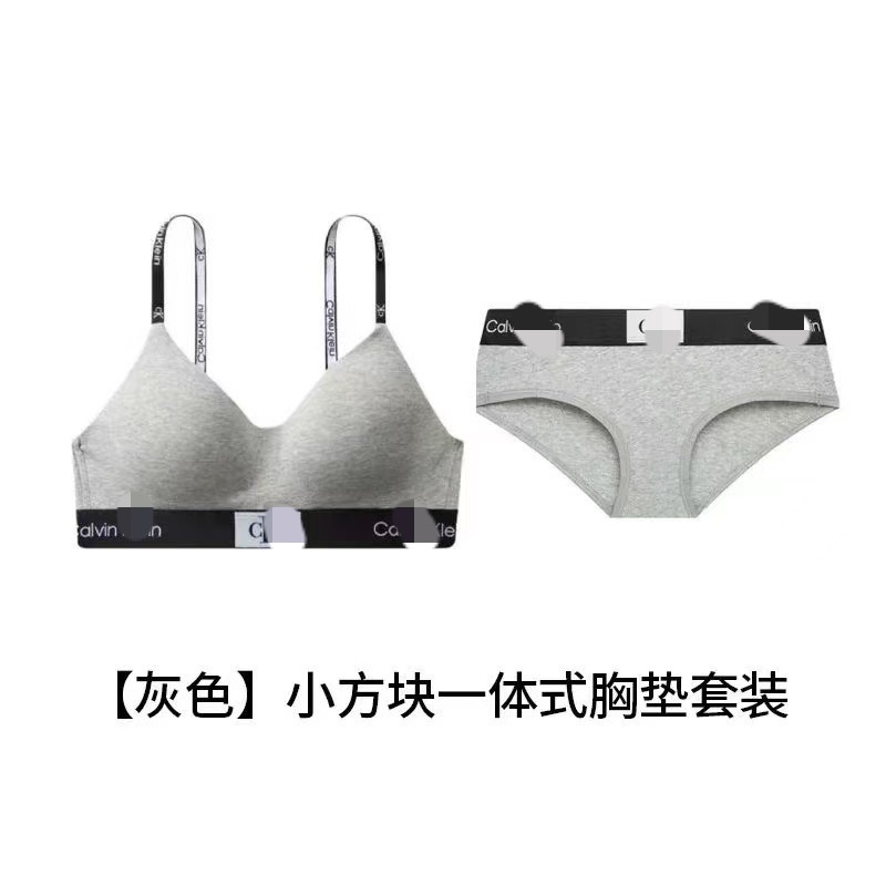 회색 정장