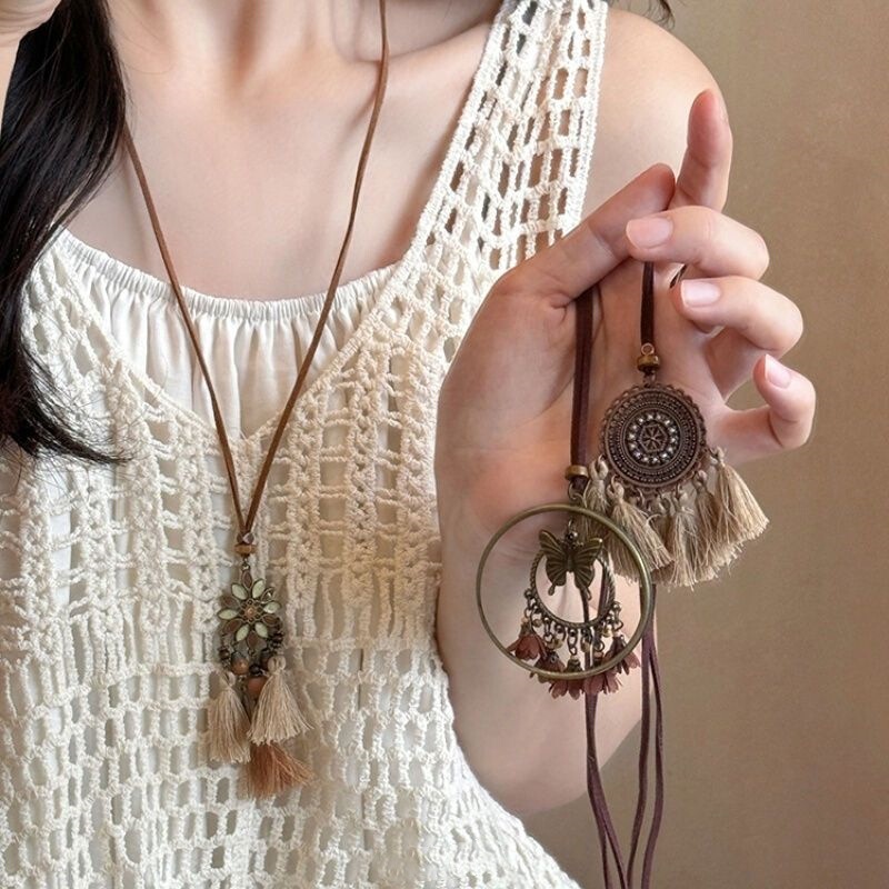 Bohemian Coffee-Colored Vintage Tassel Necklace, Hippie Ethnic Style, Niche 2026 New Butterfly Pendant Sweater Chain