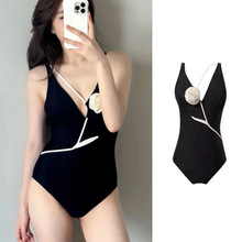 ��ɫ�B�wӾ��Ů��ʽV�I�@���ڶ��������w�����Ըм����L��߅Ӿ�b