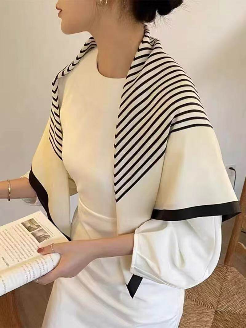 90真丝方巾1号色