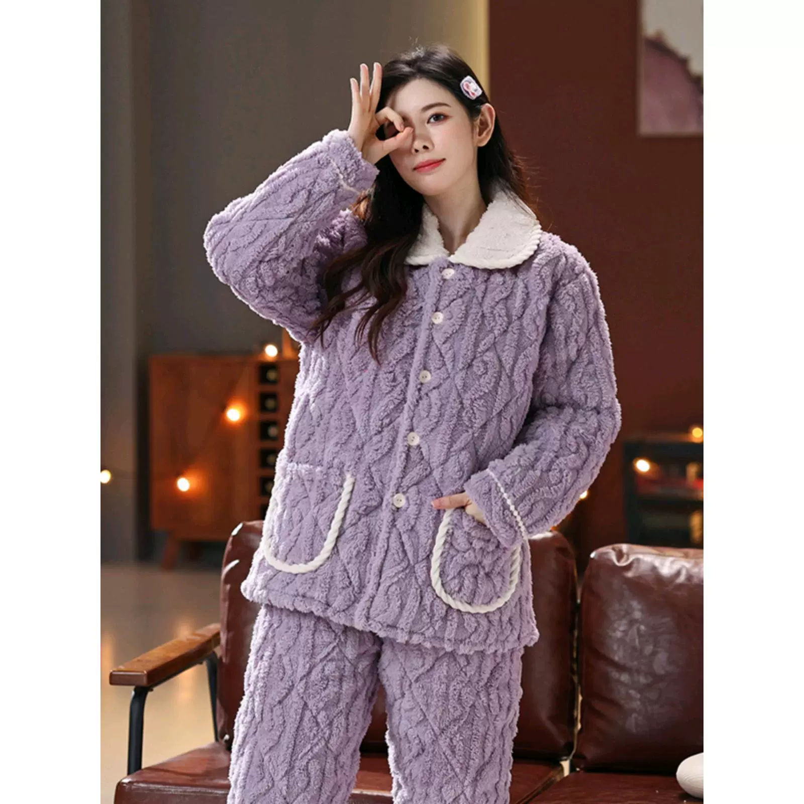 睡衣女冬季珊瑚绒加厚加绒三层夹棉超厚大码可外穿冬天家居服套装