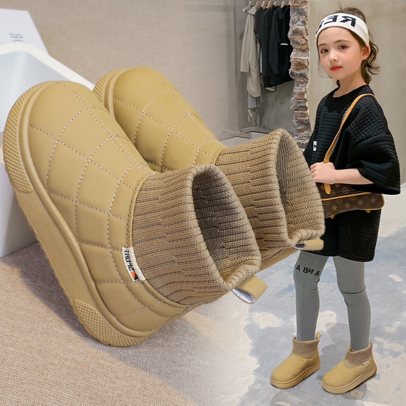 Zapatos de algodón para niños 2024 nuevo invierno para niñas botas de nieve más gruesas botas de algodón caliente para niños botas cortas para niños