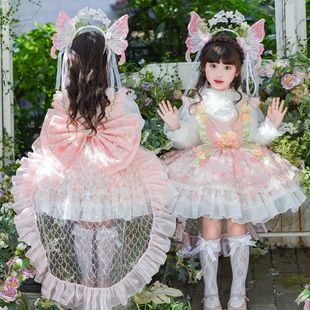 小女孩蓬蓬公主裙