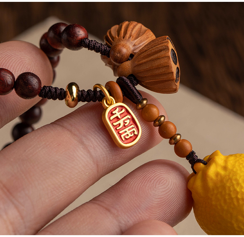 Natural Deer Antler Orange Car Pendant Natural Sandalwood Car Interior Hanging Ornament Exquisite Cute Rearview Mirror Pendant Gift