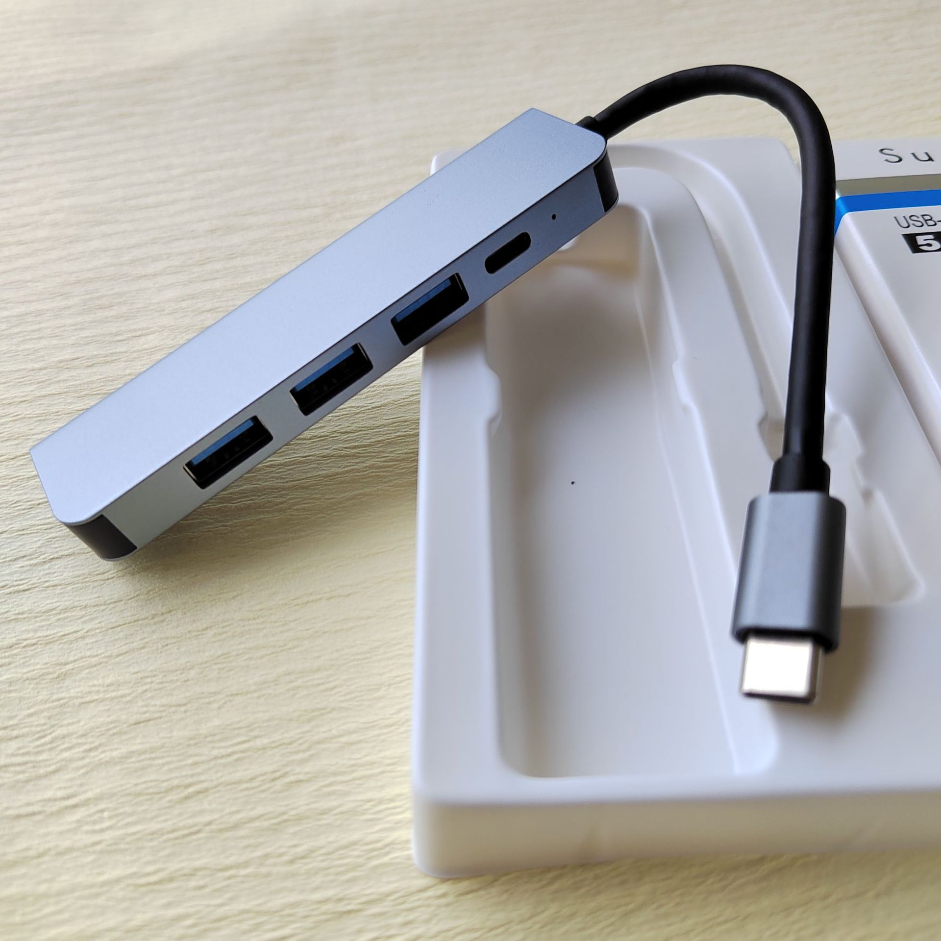 Cross-border type-c docking station usb hub is suitable for apple ipad notebook mac five-in-one docking station
