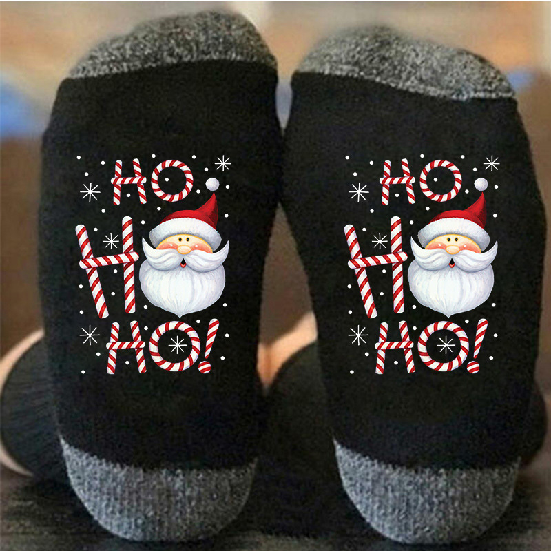 Calcetines navideños con letras de colores en contraste, estampado de muñeco de nieve, calcetines unisex de algodón con elementos navideños para comercio exterior.