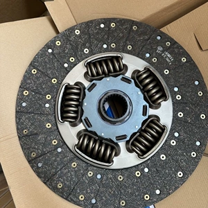 Wear-resistant, flame-retardant clutch plates for each vehicle model, three-piece set with pressure plate. Contact customer service before ordering 321