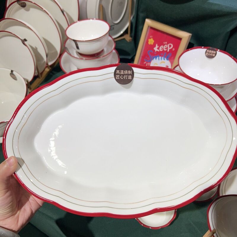 New Year and Christmas Atmosphere Ceramic Plates Housewarming Tableware Dishes Household Ceramics Wedding New Chinese Wine Red Set