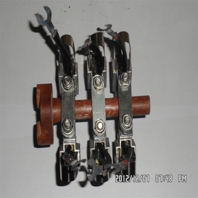 供应Y2#碳刷架总成  刷架组合体   碳刷架   刷架子    电机配件