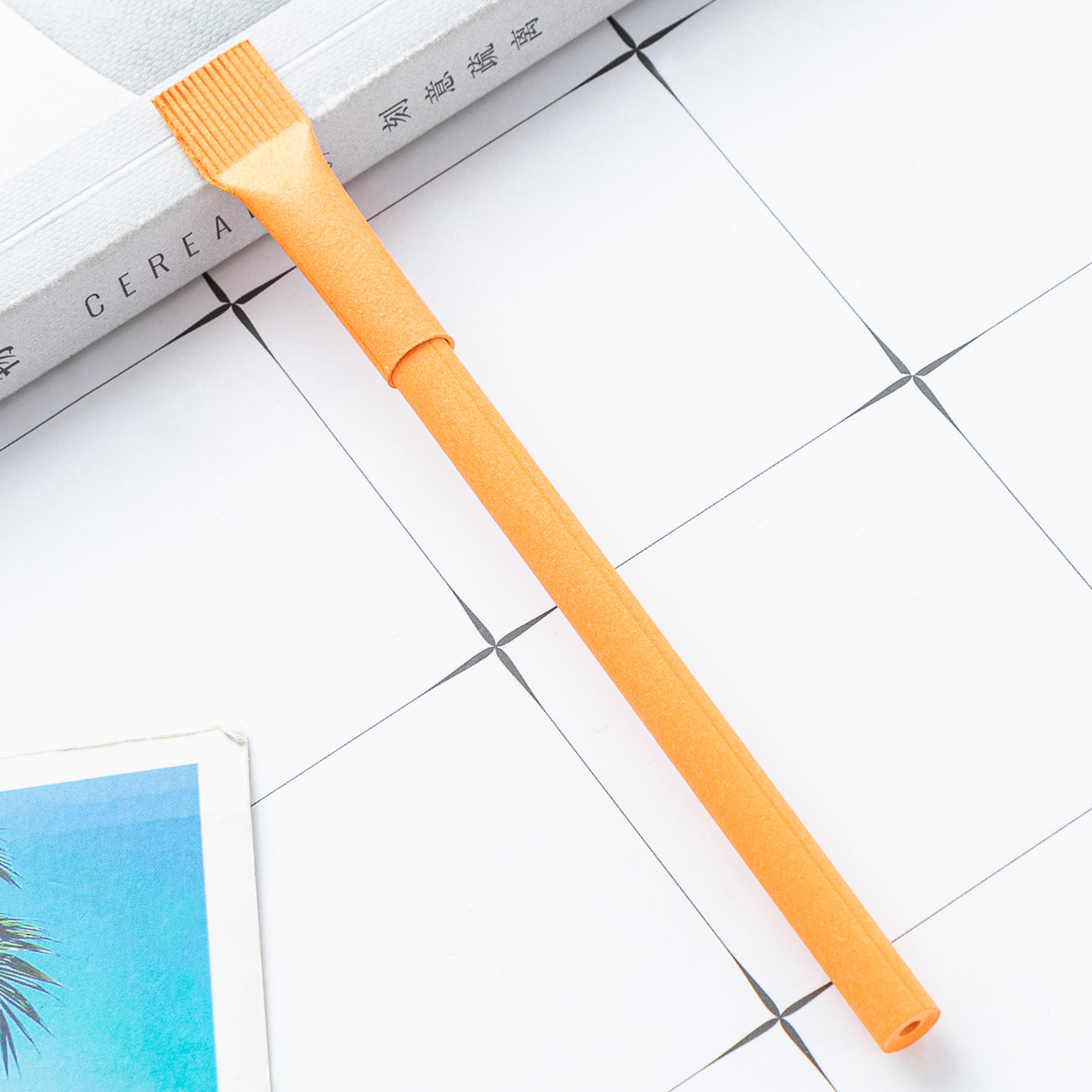 Fabricante de suministro de lápiz de bola de tubo de papel completo lápiz de tubo de papel ambiental lápiz de publicidad de tubo de papel simple lápiz de tubo de papel colorido lápiz de papel