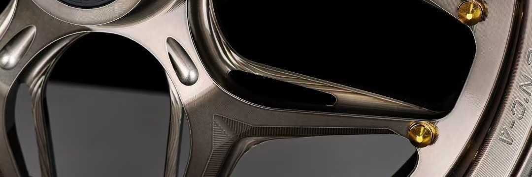 Des XT95FX wheel rim is suitable for M Sea Star, Niu, and Ninebot MZM5. The front hub is thickened