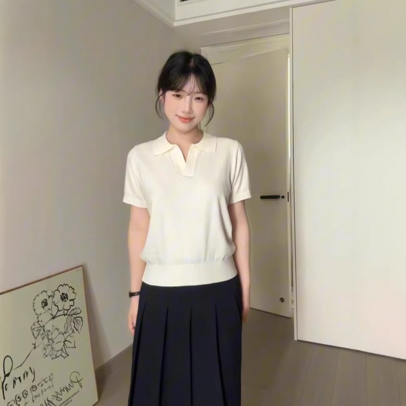 Elegant Off-White Polo Collar Short-Sleeve Ice Silk Knit Shirt for Women, Summer Versatile Loose Fit Slimming T-Shirt Top