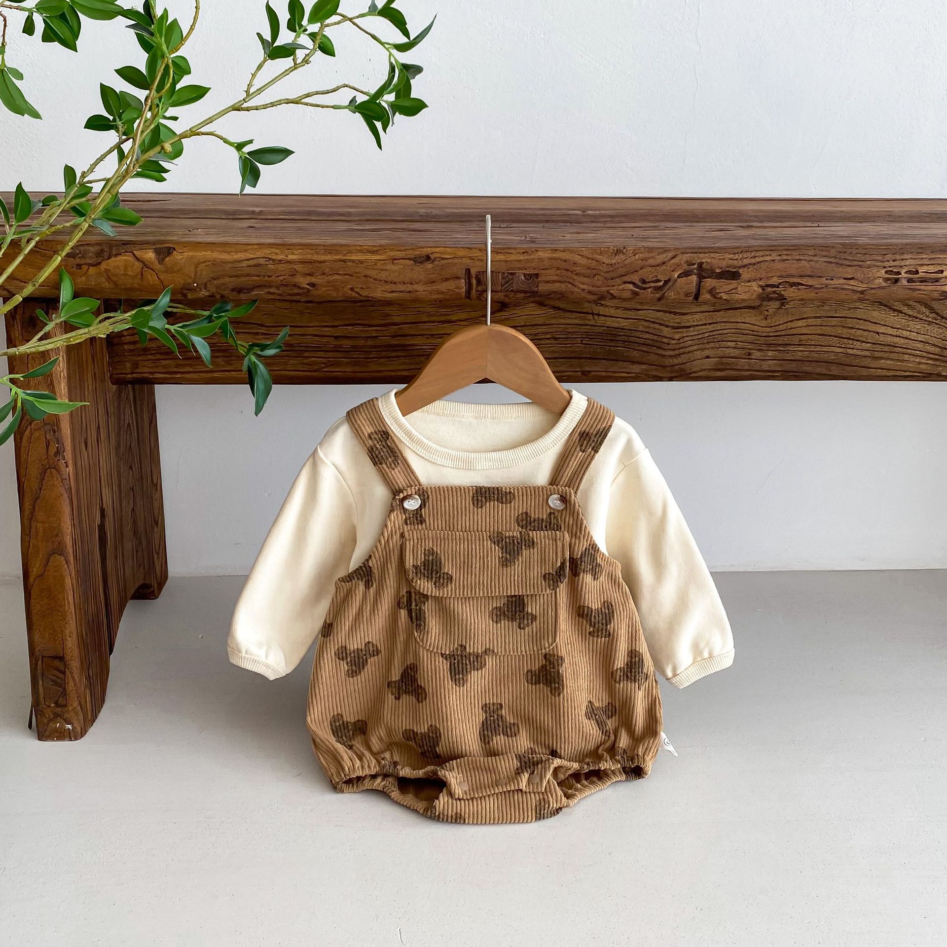 INS estilo coreano bebé PANA correa de pana traje de una pieza bebé lindo oso vaina manga larga Camiseta conjunto de dos piezas