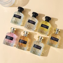 WARMKISS������ˮŮʿ�־õ����������Һ��f���˟o�˅^50ml���l