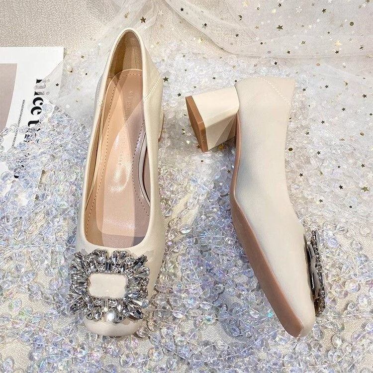 2025 Spring and Summer French Off-White High-Heeled Shoes for Women New Soft Leather Commuter Square Toe Thick Heel Rhinestone Temperament Shoes