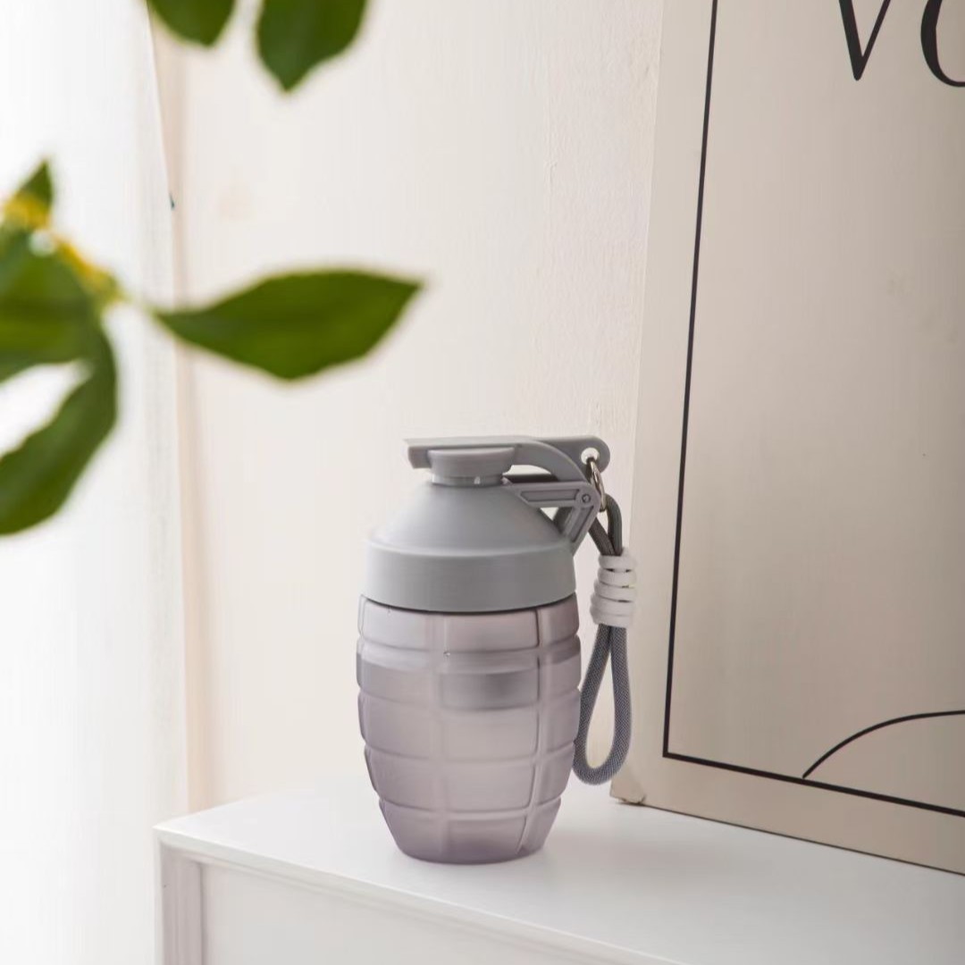 Taza de Granada gris